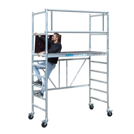 Andamio plegable 75х190 3,8 m altura de trabajo* Andamio plegable 75х190 3,8 m altura de trabajo*