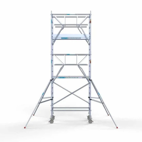 <p>La torre de andamio de aluminio Euroscaffold, con una anchura de 90 cm y barandillas plegables en ambos lados, proporciona una estabilidad superior y una seguridad mejorada. Las barandillas de ambos lados ofrecen protección integral, mientras que